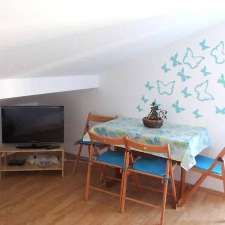 Classy Sea View Apartman *