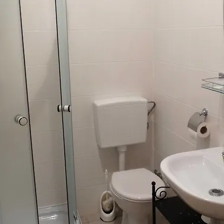 Classy Sea View Apartman *