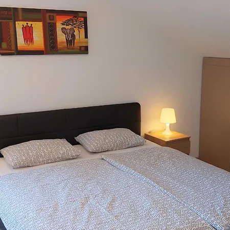 Classy Sea View Apartman *
